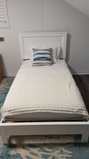 3 bedrooms, WiFi, bed sheets
