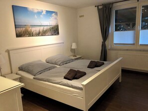 2 Schlafzimmer, Bügeleisen/Bügelbrett, WLAN, Bettwäsche