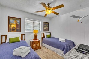 2 Schlafzimmer, Bügeleisen/Bügelbrett, kostenloses WLAN, Bettwäsche