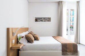 1 slaapkamer, een strijkplank/strijkijzer, wifi, beddengoed