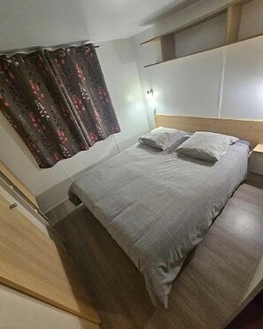 2 bedrooms - Camping - ccbbcai - Two Bedroom Apartment, Sleeps 6 (Charlieu)