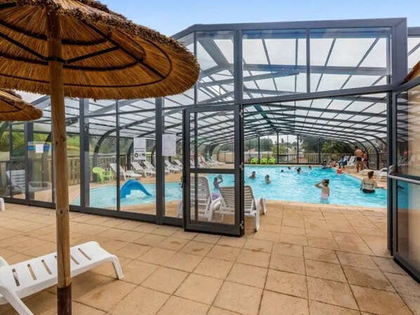 Piscine couverte, piscine chauffée