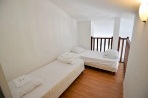 3 bedrooms - Appartement 3 étoiles - Piscine - ccbbbia (Azille)