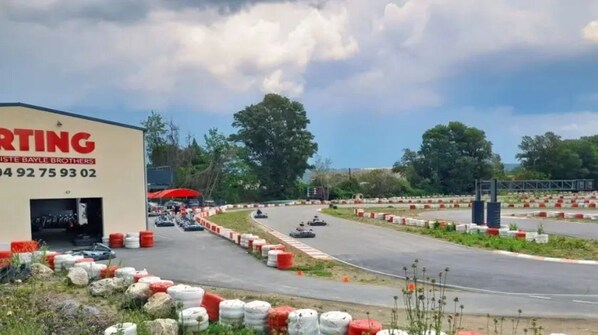 Point of interest - Camping 3 étoiles - Piscine  - ccbaefh (Valensole)