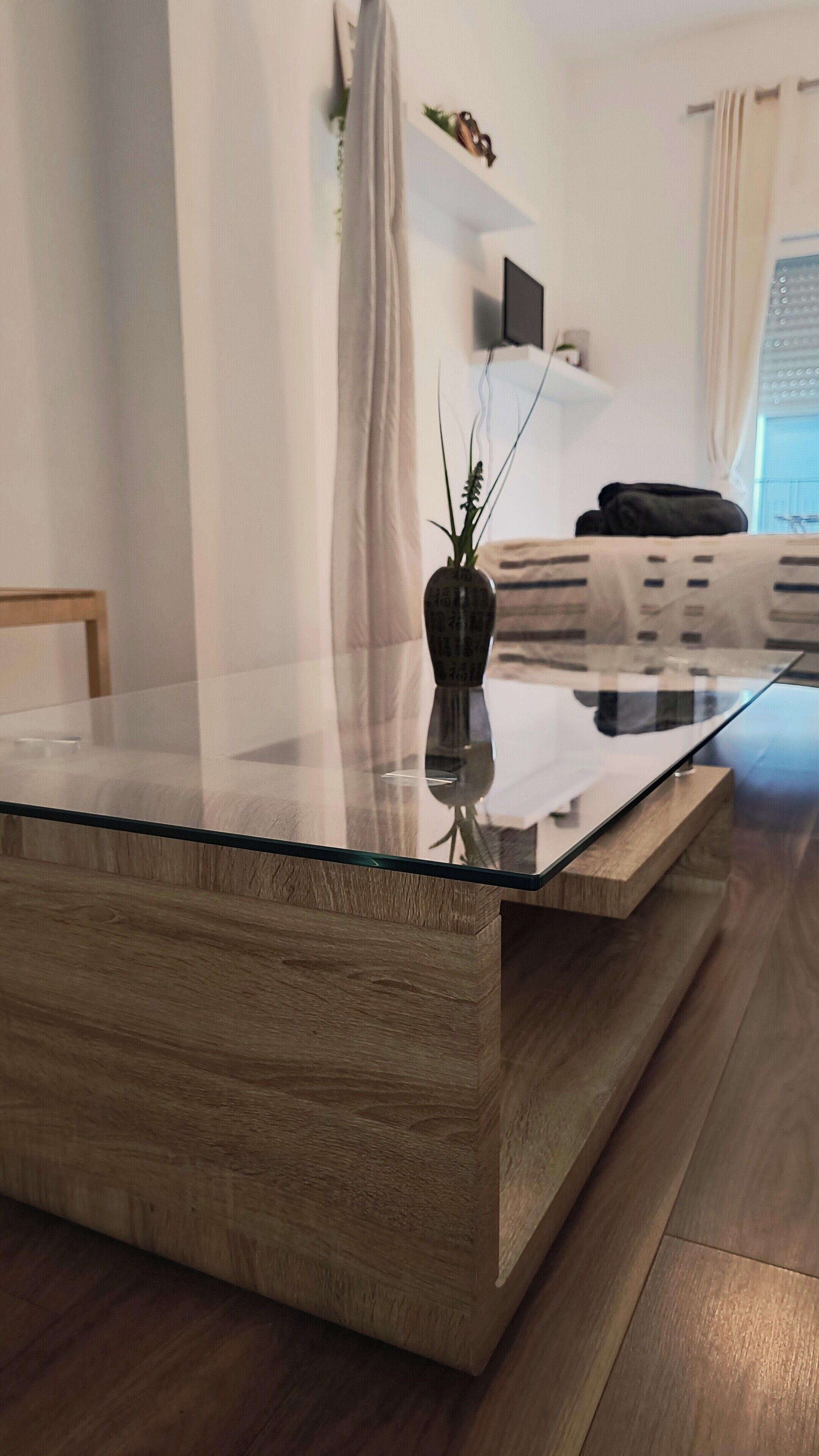 5 habitaciones, tabla de planchar con plancha, wifi y ropa de cama 