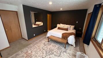 3 bedrooms, iron/ironing board, travel crib, WiFi