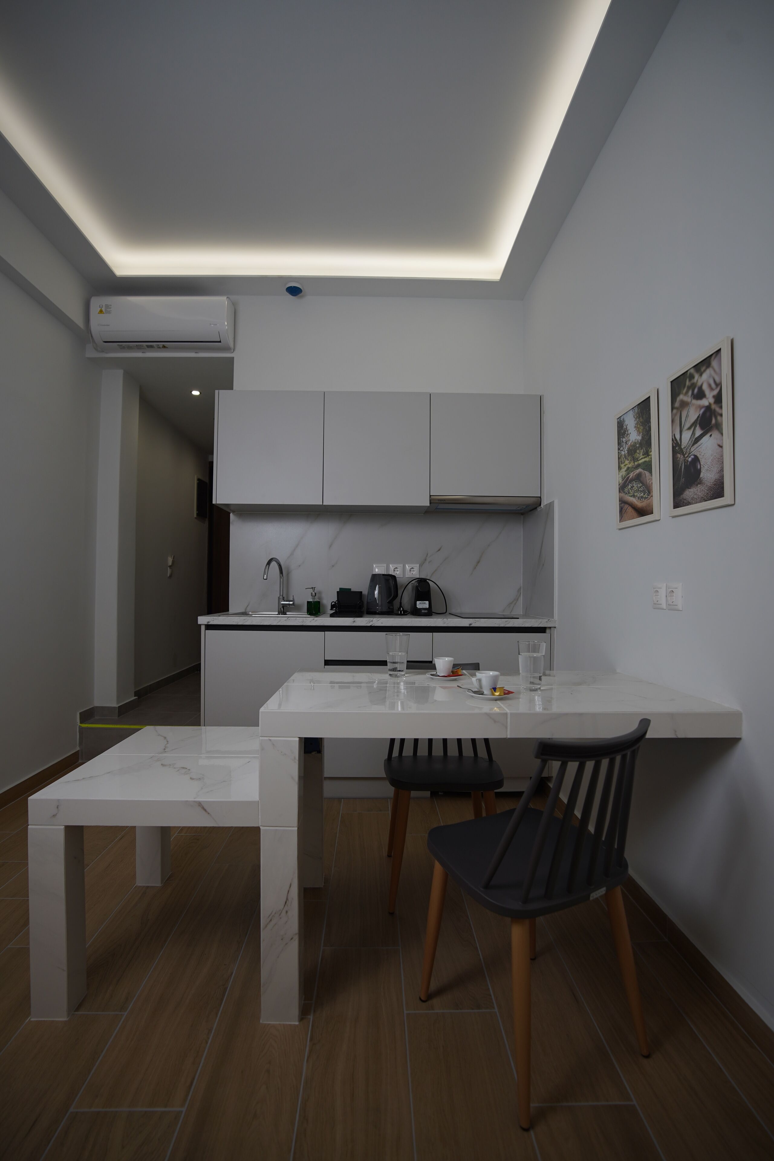Studio – comfort, 1 dobbeltseng, balkong, byutsikt | Eget kjøkken | Minikjøleskap, mikrobølgeovn, kokeplater og espressomaskin