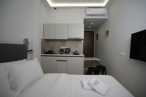 Classic-studiolejlighed - 1 dobbeltseng - balkon - byudsigt | Privat køkken | Minikøleskab, mikrobølgeovn, kogeplade, espressomaskine