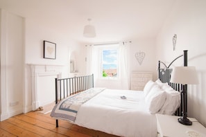 2 Schlafzimmer, Bügeleisen/Bügelbrett, kostenloses WLAN, Bettwäsche