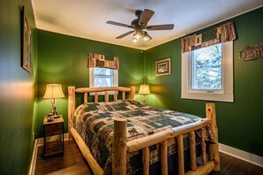 3 soverom, strykejern/-brett, reiseseng for barn og wi-fi (inkludert)