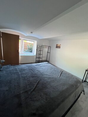 1 chambre, bureau, lit de bébé portatif, accès au Wi-Fi (inclus)
