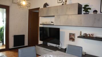 Comfort-Apartment, 2Â Schlafzimmer | Wohnbereich