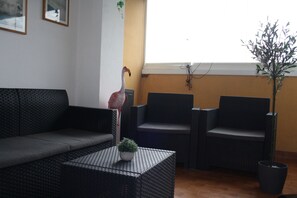 Comfort Apartment, 2 Bedrooms | Terrace/patio - Apiro 11 Apartment (Rome)