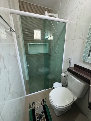 Handtücher, Toilettenpapier