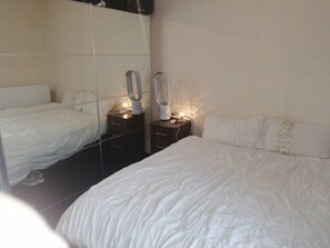 Shared Dormitory, 3 Bedrooms | 3 bedrooms - Room-charming Bradford Room to Rent With (Bradford)