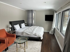 2 Schlafzimmer, Schreibtisch, Bügeleisen/Bügelbrett, kostenloses WLAN