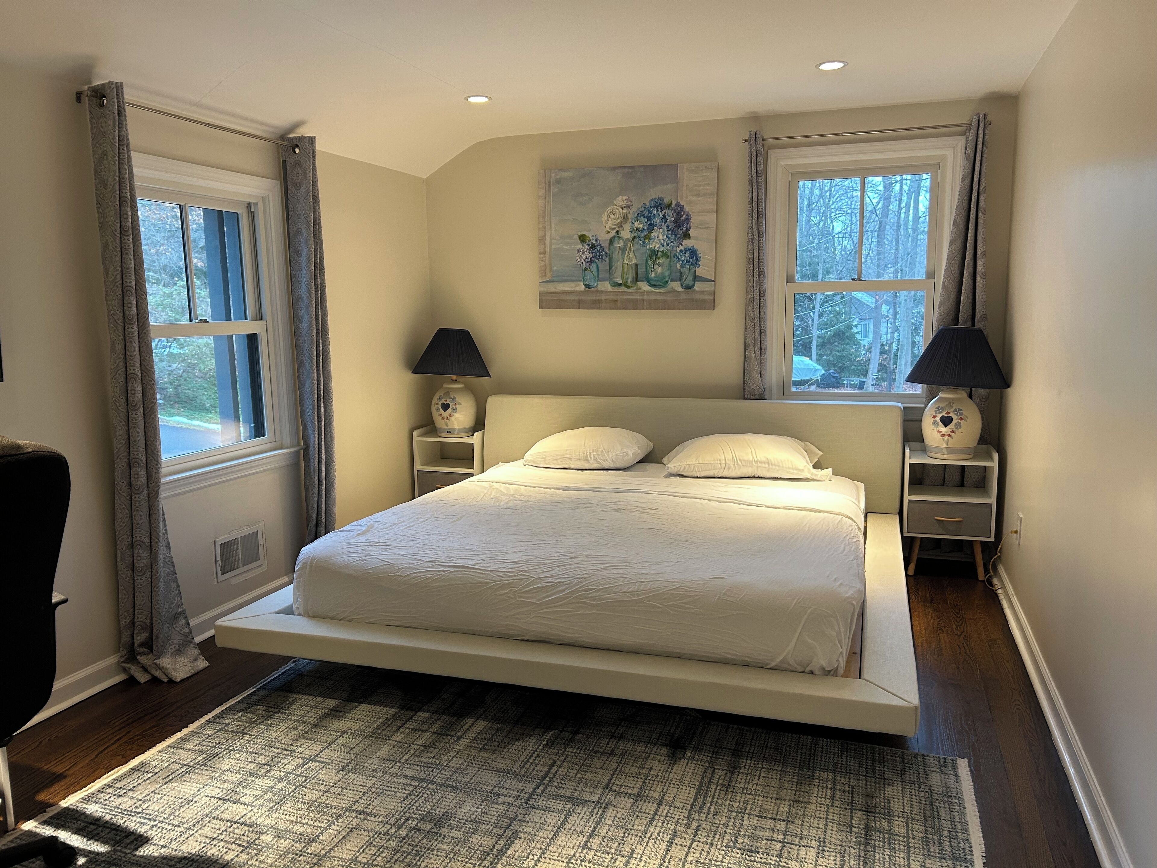 2 bedrooms, desk, free WiFi, bed sheets