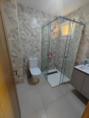Bathroom - 2 Bedroom, Peaceful Secluded Warm Apartment Haven (M'diq)