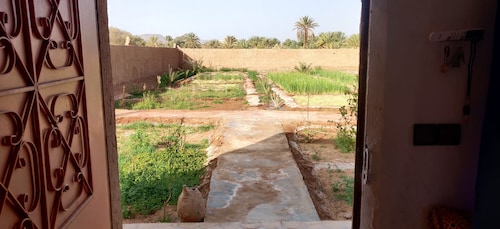 Authentic stay in tranquil farmstead. Take a break in our peaceful oasis.