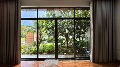 HOMESTAY HALONA