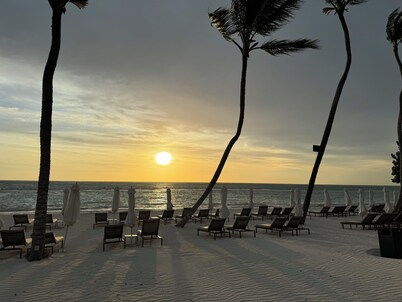 Stunning Villa Walk to Beach in Exclusive Punta Cana Resort – 10 Mins to Airport