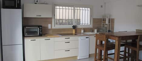Fridge, microwave, oven, dishwasher