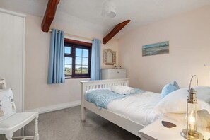 2 室のベッドルーム、旅行用ベビーベッド、WiFi