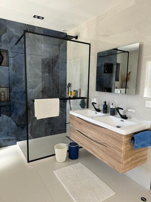 Towels, toilet paper