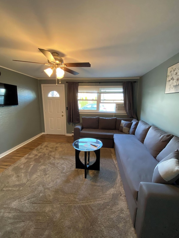 43-inch LED TV with cable channels - 23 B ST Apartments (Hampton)