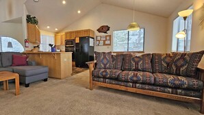 Condo, 1 Queen Bed (Fairway Village 01) | Living area - Fairway Village 01 (Bend)