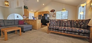 Condo, 1 Queen Bed (Fairway Village 01) | Living area - Fairway Village 01 (Bend)