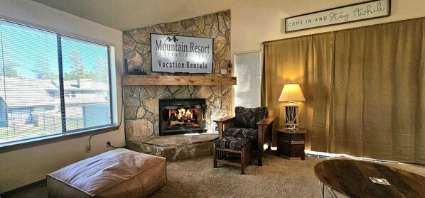 Condo, 1 Queen Bed (Fairway Village 01) | Interior - Fairway Village 01 (Bend)