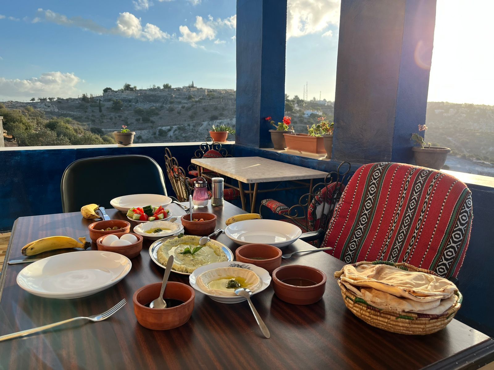 Daily local cuisine breakfast (USD 5 per person)