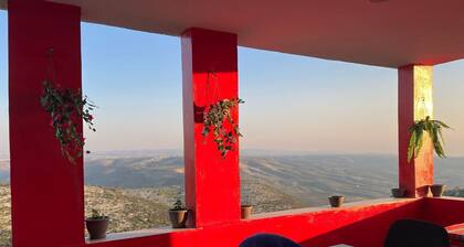 AL-Bustan House & Umm Qais