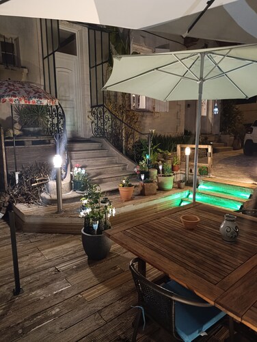 La Parenthèse
Appart Meublé, Terrasse, Jardin. PKG Gratuit Netfix BOx TV.