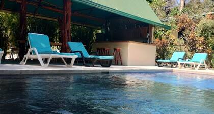 Casa 'Ohana- Charming 3-bedroom house w/ WiFi, AC, pool, in lovely Playa Guiones