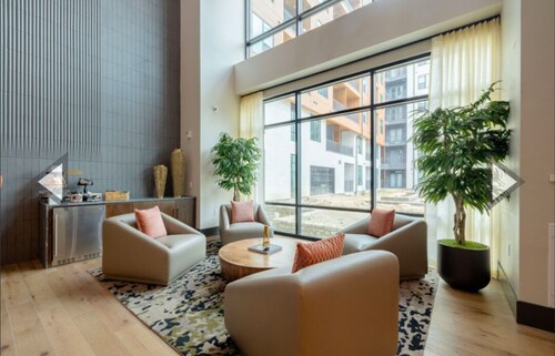 Sleek & Serene 1BR Retreat – Minutes from Everything