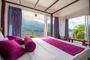 1 chambre, coffres-forts dans les chambres, bureau