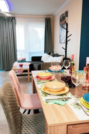 Interior - Spacious 3-bedroom apartment with hot tub, AC in charming Gárdony (Gárdony)