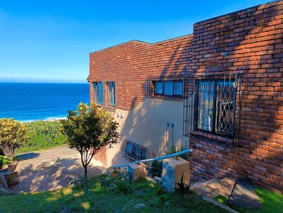 Amazing 2-bedroom apartment in Hibberdene