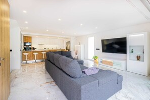 Tv och kontor