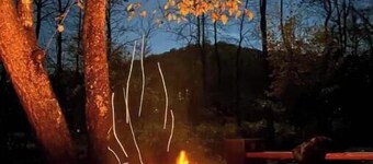 A beautiful tiny home located on the edge of a creek in the valley of Franklin!