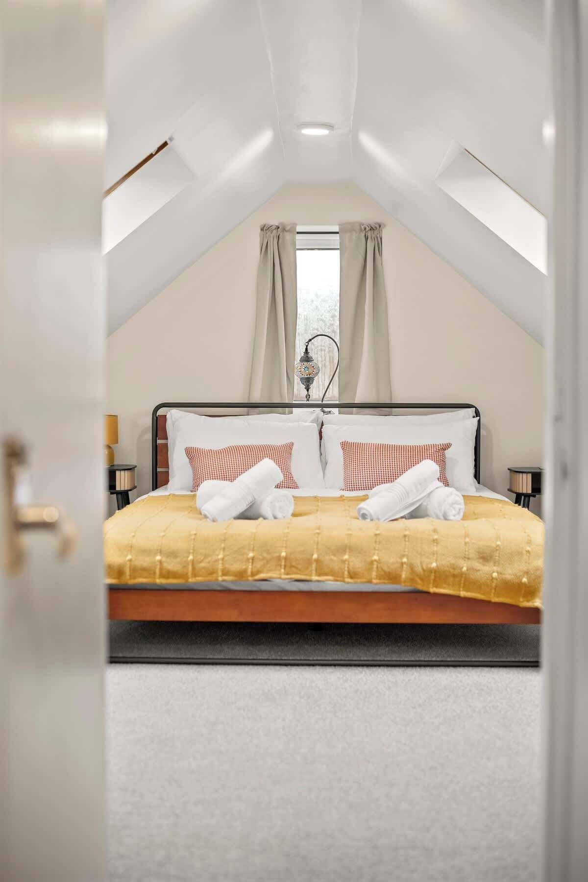 6 soverom, strykejern/-brett, reiseseng for barn og wi-fi