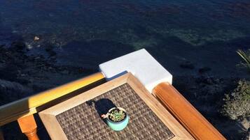 Vila, 2 quartos, sacada, vista para a montanha | Fachada