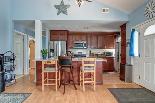 Charming 3-bedroom house with WiFi and AC in Point Pleasant Beach