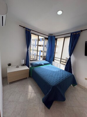 2 quartos, Wi-Fi de cortesia, roupa de cama