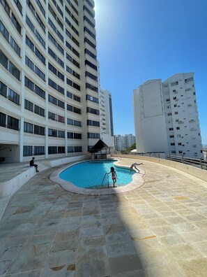 Utomhuspool