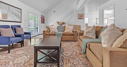 Peaceful & Cozy 5-BR, 3BA Home, Serene Neighborhood near Shelby Farms Park.