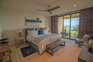 3 bedrooms, desk, iron/ironing board, travel cot