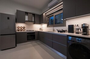 Frigorifero, forno, lavastoviglie, macchina per tè/caffè